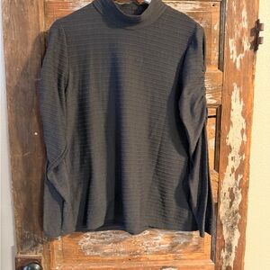 Textured Mock Neck Shirt